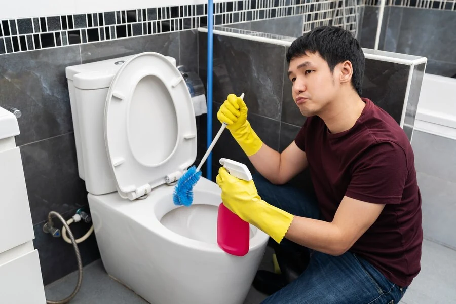 Expert Bathroom Cleaning Services in Westminster – Sanitizing Every Corner